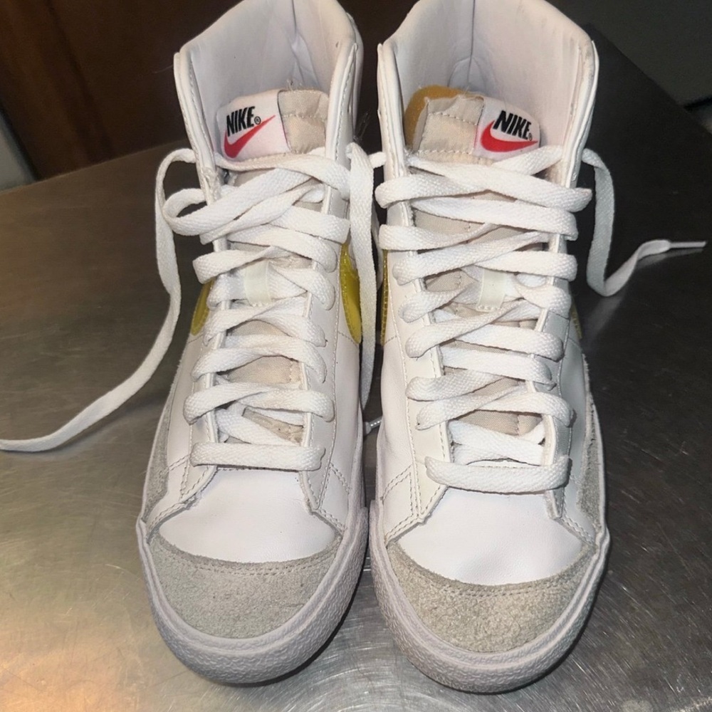 White and Yellow High-Top Sneakers - Picture 2 of 7